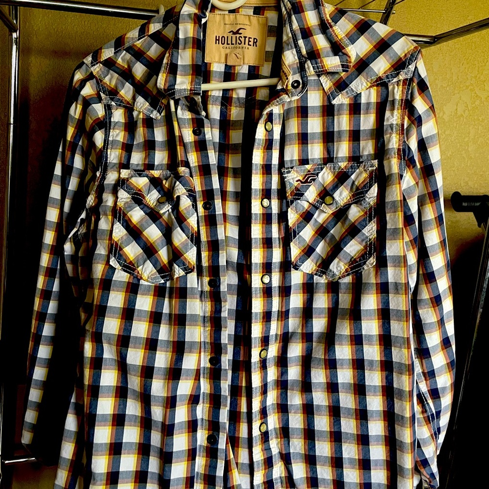 HOLLISTER MENS SHIRT MEDIUM SNAP FRONT